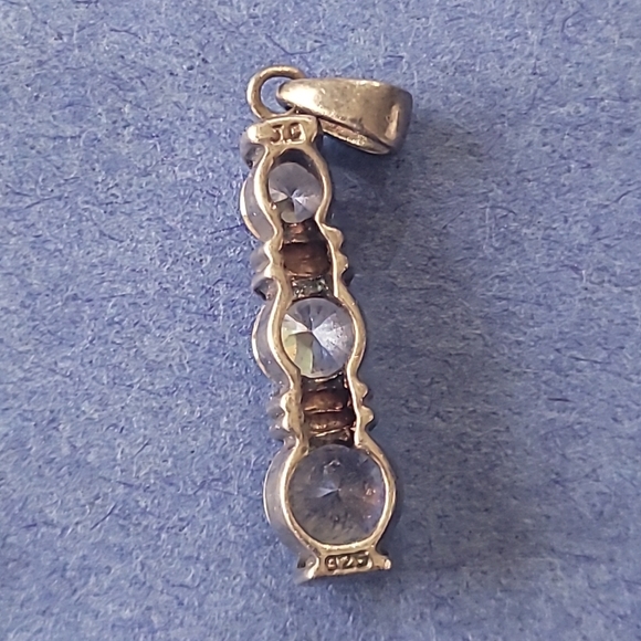 Elegant Sterling Silver Pendant signed  JC. - Picture 2 of 3